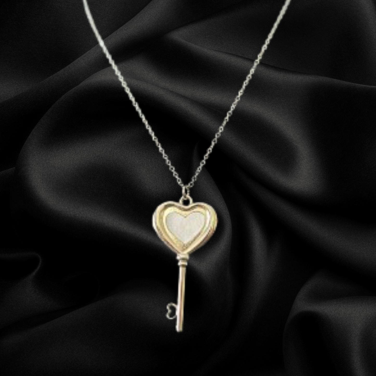 Key Heart Photo Necklace